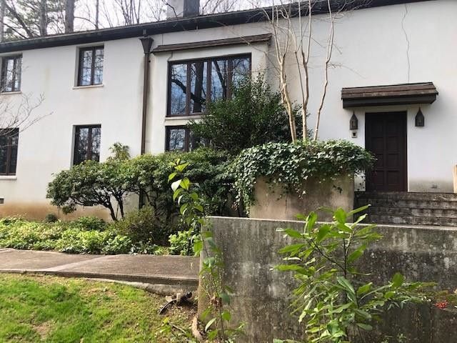 3333 Alleghany Dr, Raleigh, NC 27609