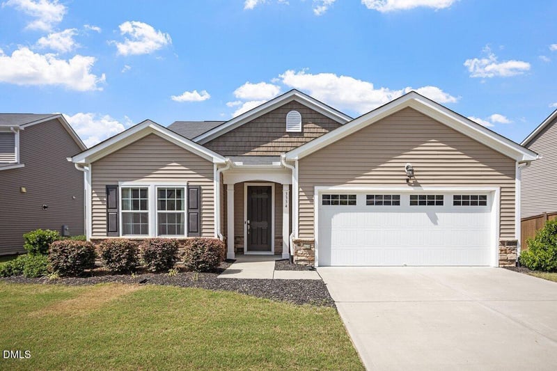 3334 Longleaf Estates Dr, Raleigh, NC 27616