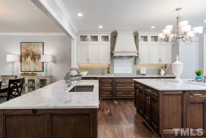 3336 Ridgecrest Ct, Raleigh, NC 27607