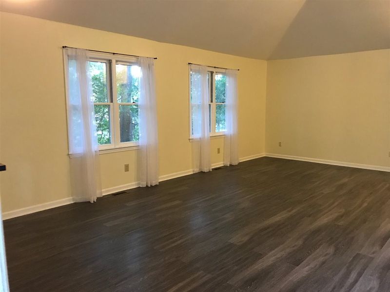 3337 Mill Rn #113, Raleigh, NC 27612