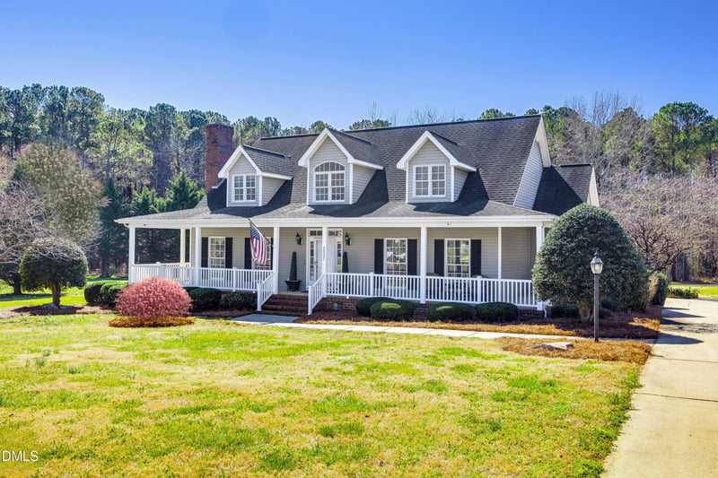 3337 Scarlet Oak Dr, Mebane, NC 27302