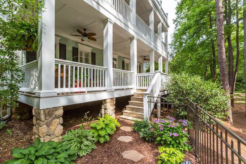 3338 Cheswick Dr, Raleigh, NC 27609