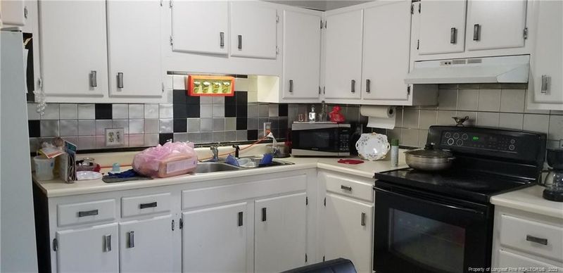 3338 Vardaman Ave, Hope Mills, NC 28348
