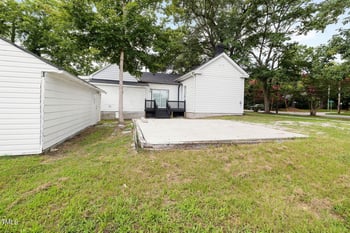 334 Andrews Ave, Henderson, NC 27536