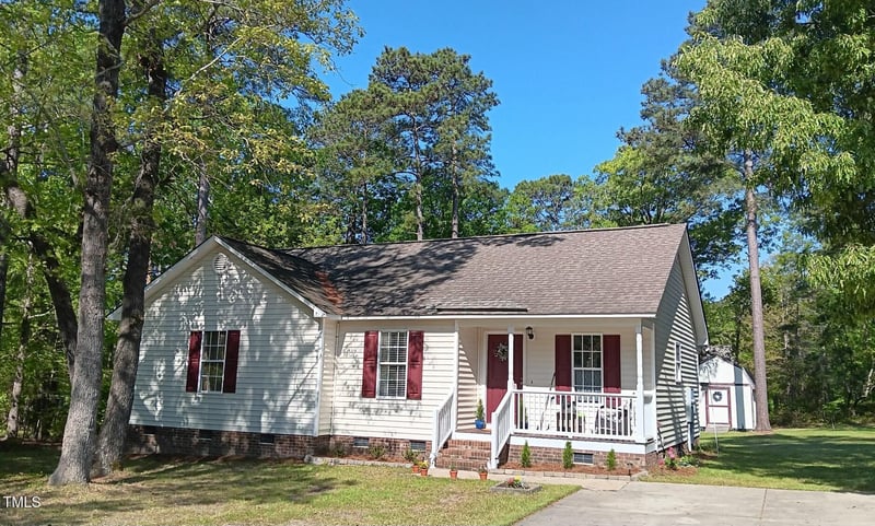 334 Cabin Grove Ct, Angier, NC 27501