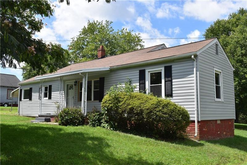 334 Christopher Dr #B, Burlington, NC 27217