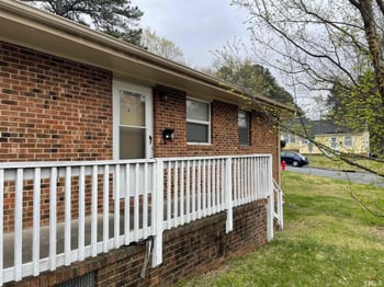 334 Clark St #A, Durham, NC 27701