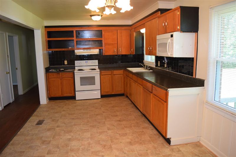 334 Holland Dr, Smithfield, NC 27577