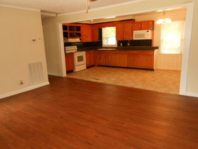 334 Holland Dr, Smithfield, NC 27577