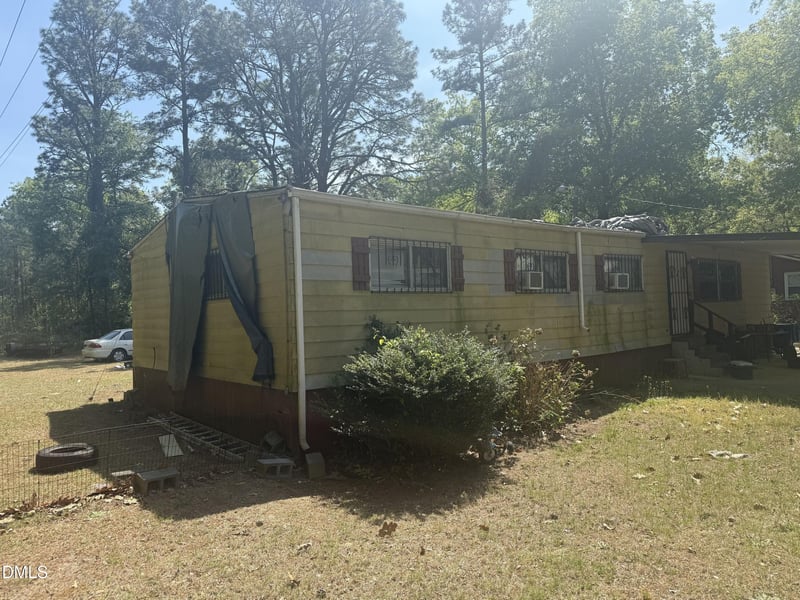 334 Old Shaw Rd, Fayetteville, NC 28303