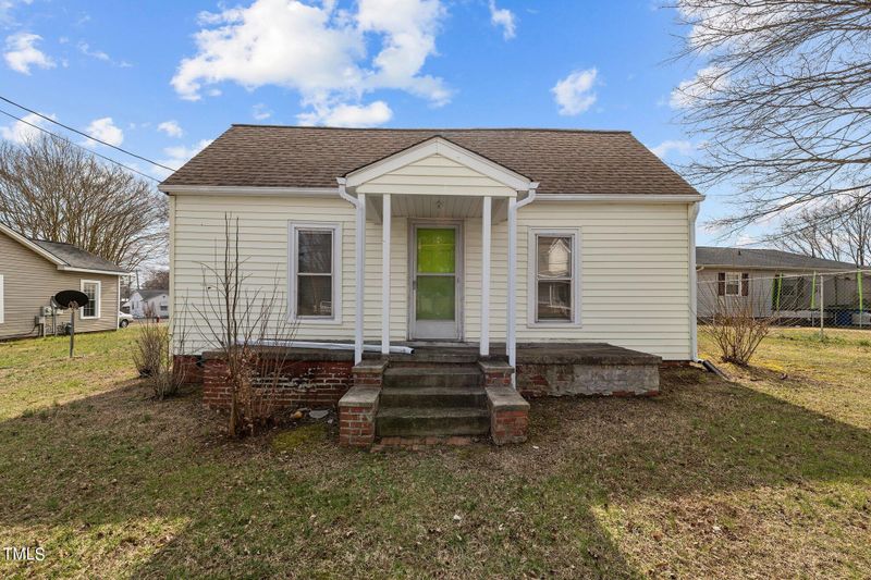 334 E Parker St, Graham, NC 27253