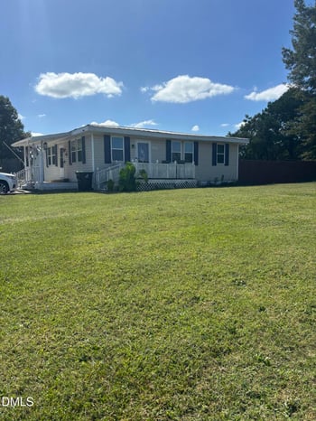 334 Perry Curtis Rd, Zebulon, NC 27597