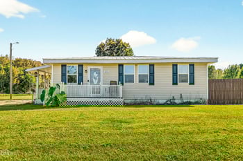 334 Perry Curtis Rd, Zebulon, NC 27597