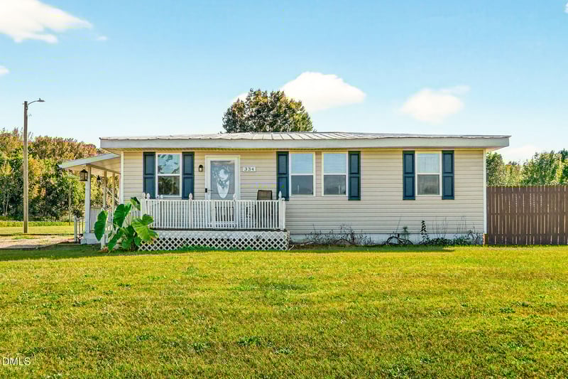 334 Perry Curtis Rd, Zebulon, NC 27597