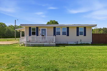 334 Perry Curtis Rd, Zebulon, NC 27597