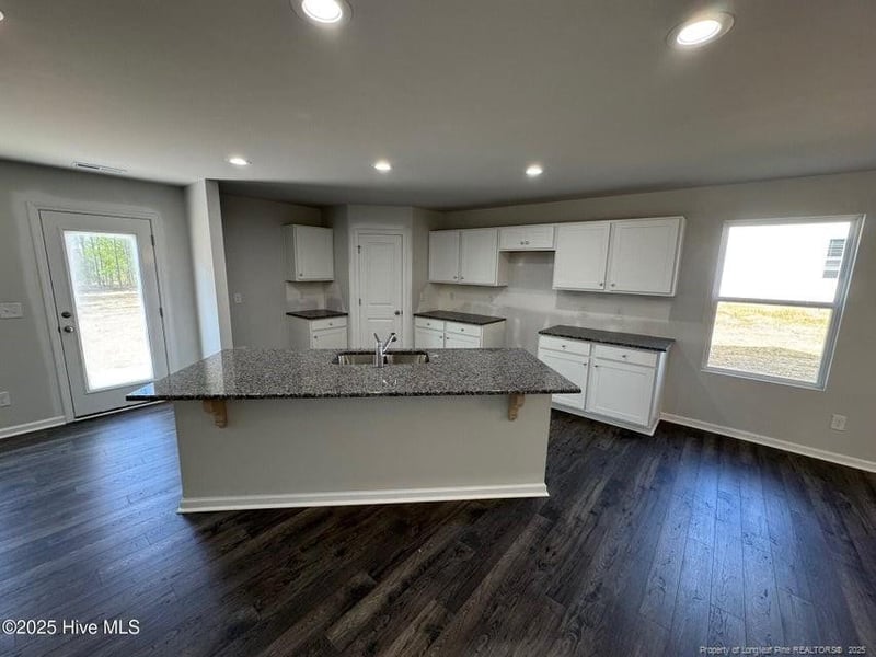 334 Rocking Horse Ln, Sanford, NC 27332