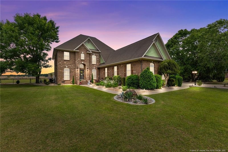 3341 School Rd, Fayetteville, NC 28306