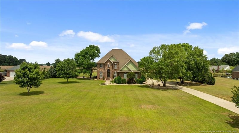 3341 School Rd, Fayetteville, NC 28306