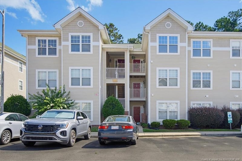 3342 Harbour Pointe Pl #2, Fayetteville, NC 28314