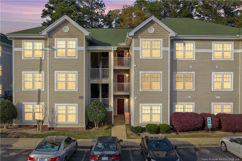 3342 Harbour Pointe Pl #6, Fayetteville, NC 28314