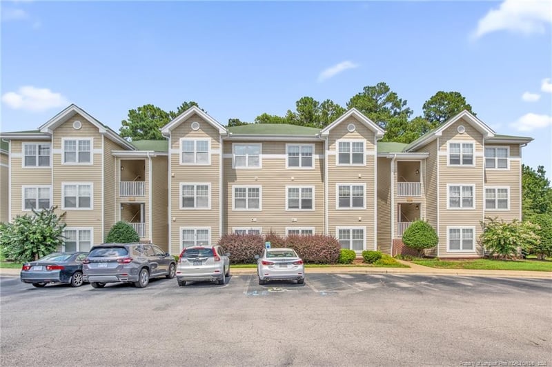 3342 Harbour Pointe Pl #9, Fayetteville, NC 28314