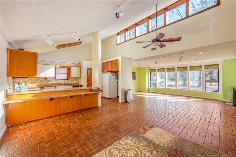 3345 Fields Rd, Fayetteville, NC 28312