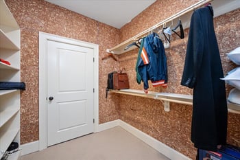 3347 Alamance Dr, Raleigh, NC 27609