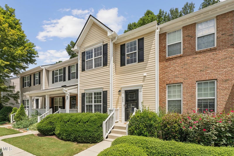 335 Anterbury Dr, Apex, NC 27502