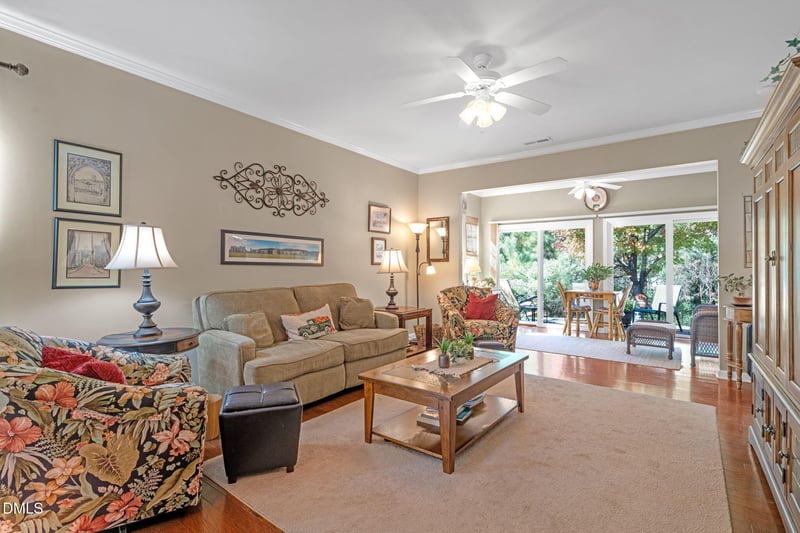 335 Bickerton Ct, Cary, NC 27519