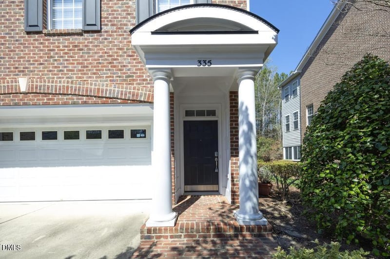 335 Bridgegate Dr, Cary, NC 27519