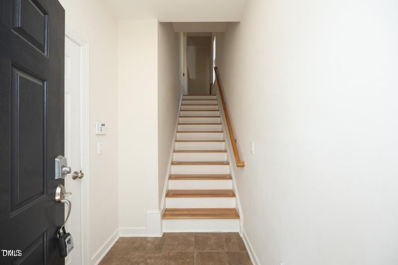 335 Bridgegate Dr, Cary, NC 27519