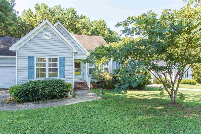 335 Cedarhurst Ln, Franklinton, NC 27525
