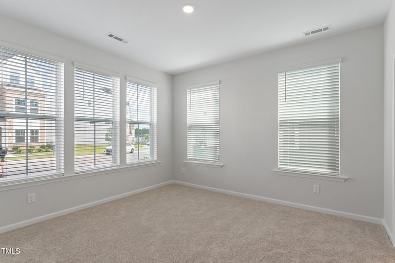 335 Chesapeake Commons St #107, Garner, NC 27529