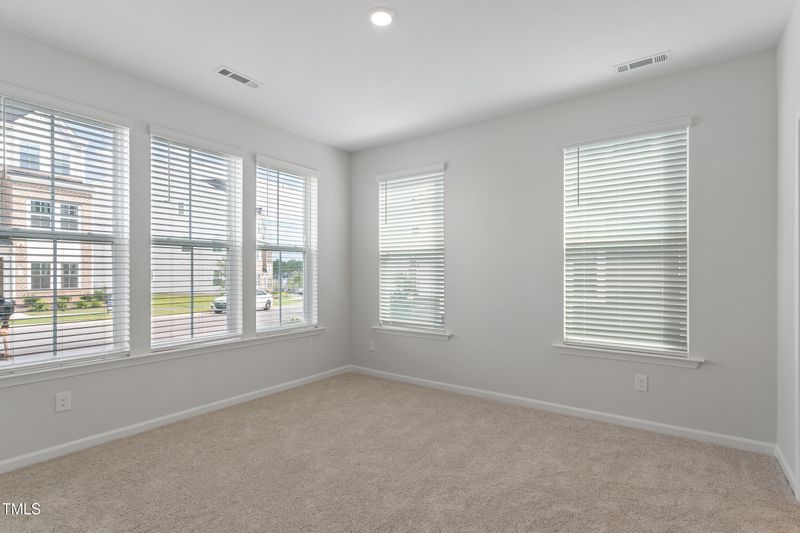 335 Chesapeake Commons St #107, Garner, NC 27529