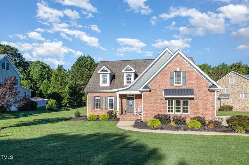 335 Kintyre Dr, Clayton, NC 27520