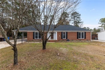 335 Mcfadyen Dr, Fayetteville, NC 28314
