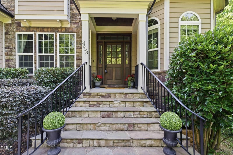 3353 Cheswick Dr, Raleigh, NC 27609