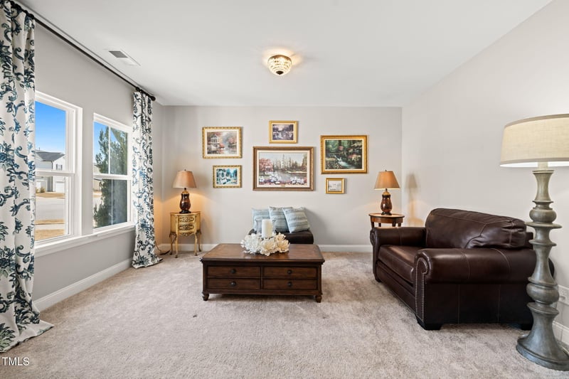 3356 Longleaf Estates Dr, Raleigh, NC 27616