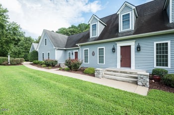 3356 Scarlet Oak Ln, Mebane, NC 27302