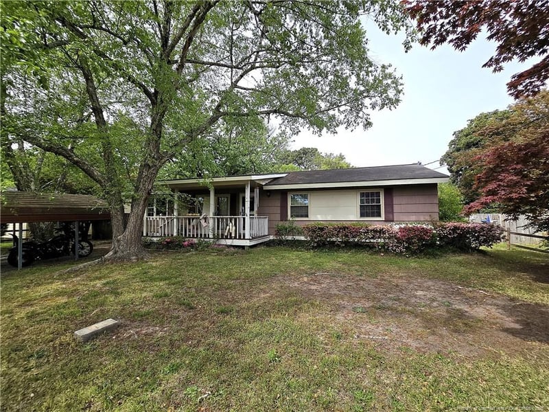336 Desmond Dr, Fayetteville, NC 28314