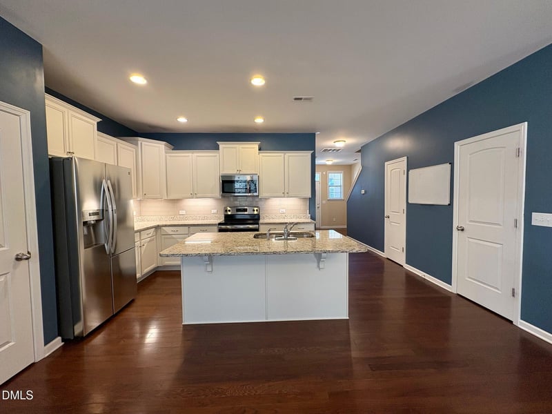 336 Duchart Ln, Fuquay Varina, NC 27526