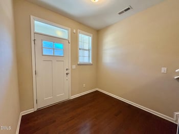 336 Duchart Ln, Fuquay Varina, NC 27526