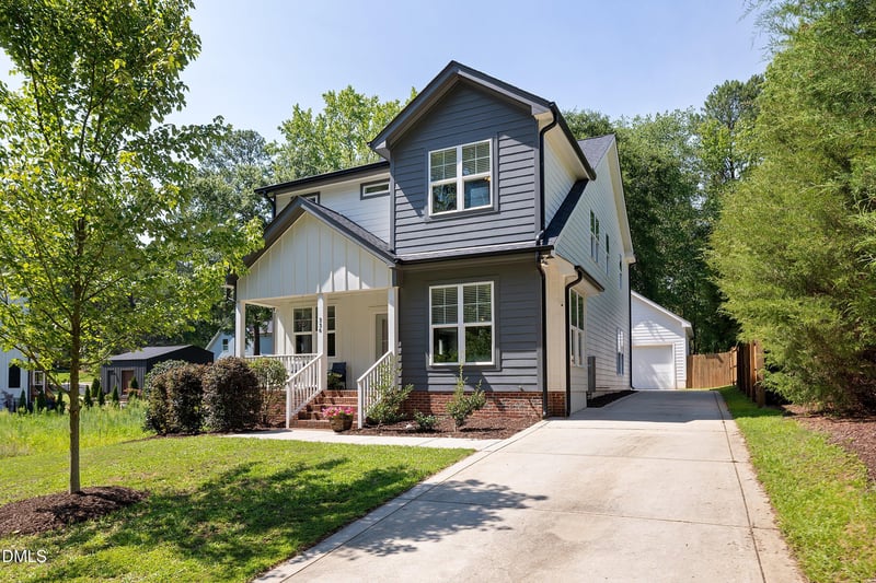 336 W Earp St, Holly Springs, NC 27540