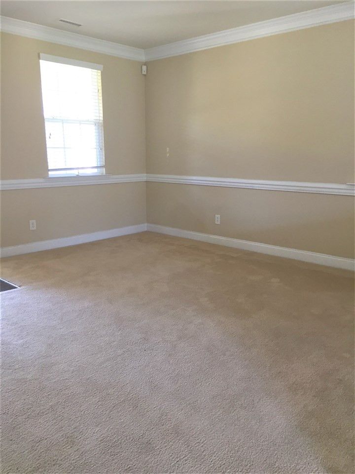 336 Larktree Ln, Fuquay Varina, NC 27526