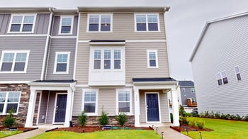 336 Leland Crest Dr, Apex, NC 27539