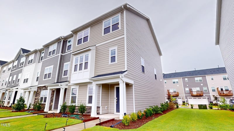 336 Leland Crest Dr, Apex, NC 27539