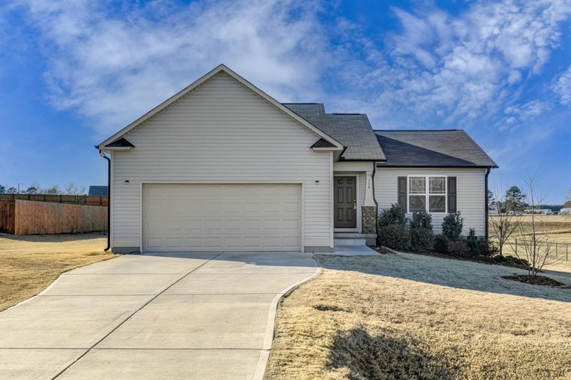 336 Sherrill Farm Dr, Benson, NC 27504