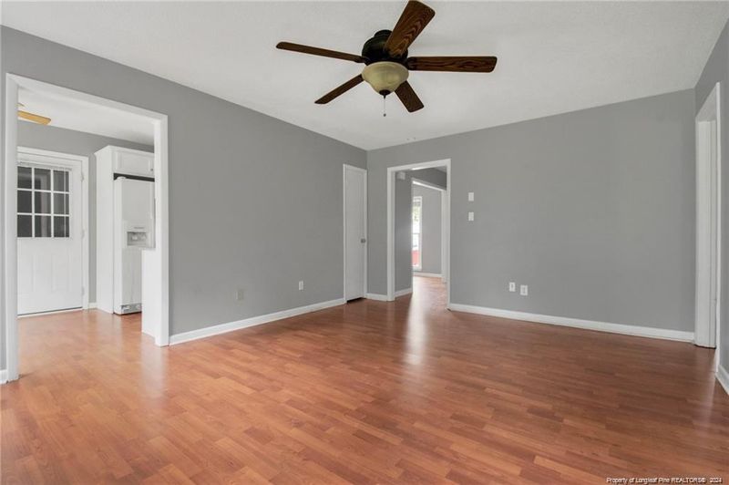 3366 Chantilly Ln, Hope Mills, NC 28348