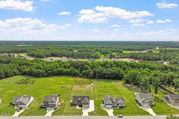 337 Long Grass Dr, Smithfield, NC 27577