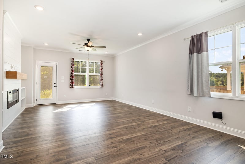 337 Maidenhair Pl, Clayton, NC 27520